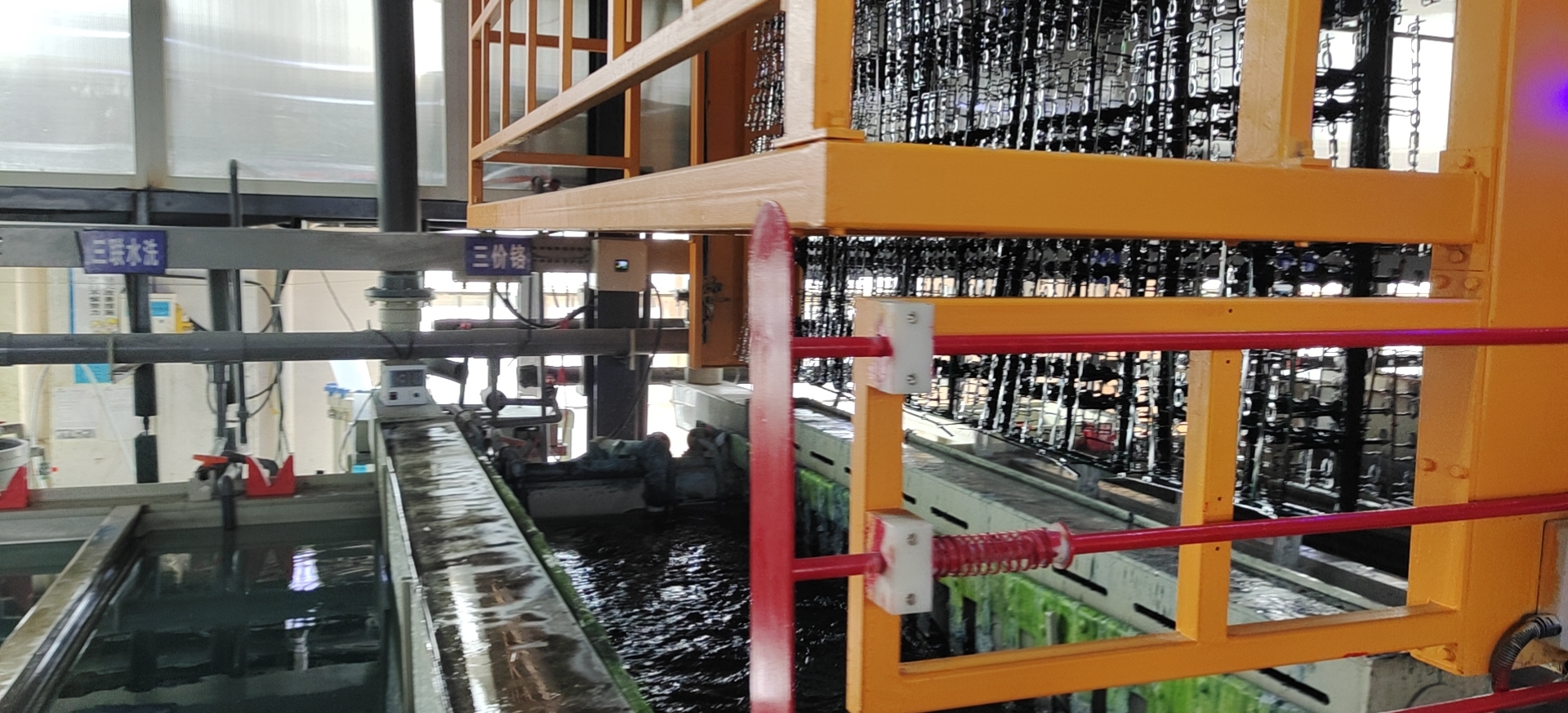 鍍鉻加工時三價鉻含量過高該如何解決？